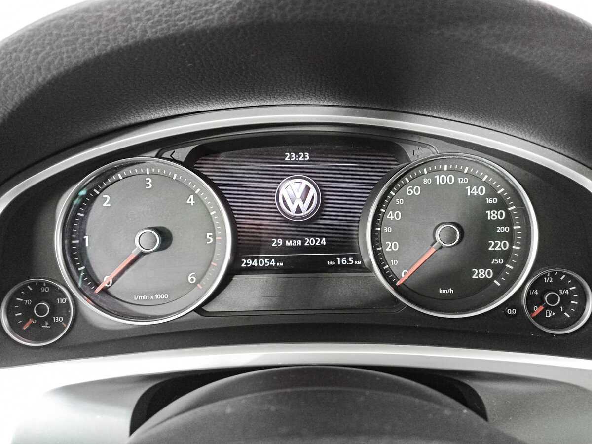 Купить Volkswagen Touareg, 2013, 293 986 км, фото №11