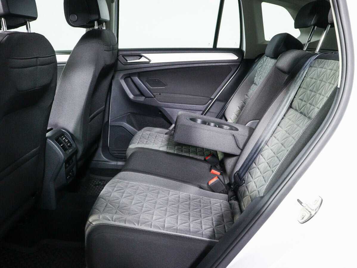 Купить Volkswagen Tiguan, 2020, 113 939 км, фото №8