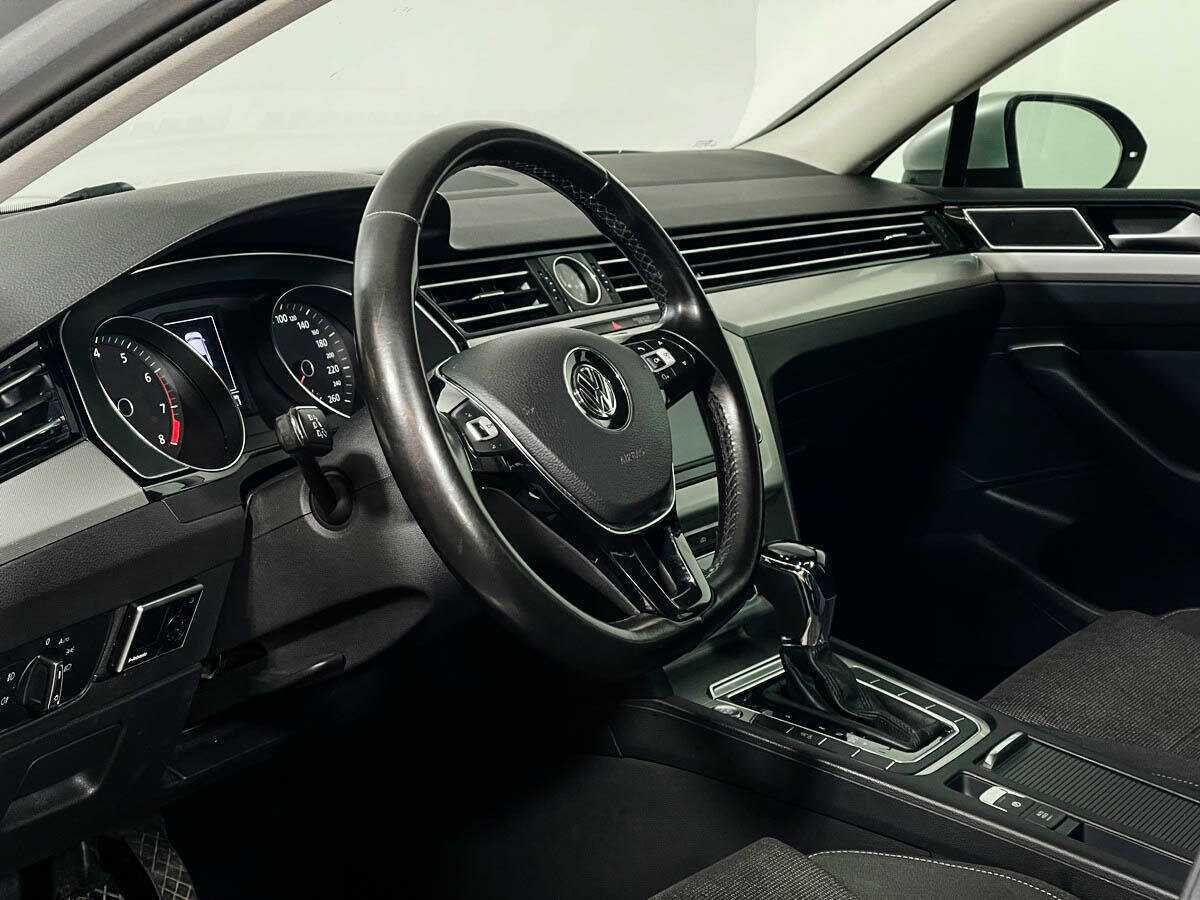 Купить Volkswagen Passat, 2016, 166 384 км, фото №13