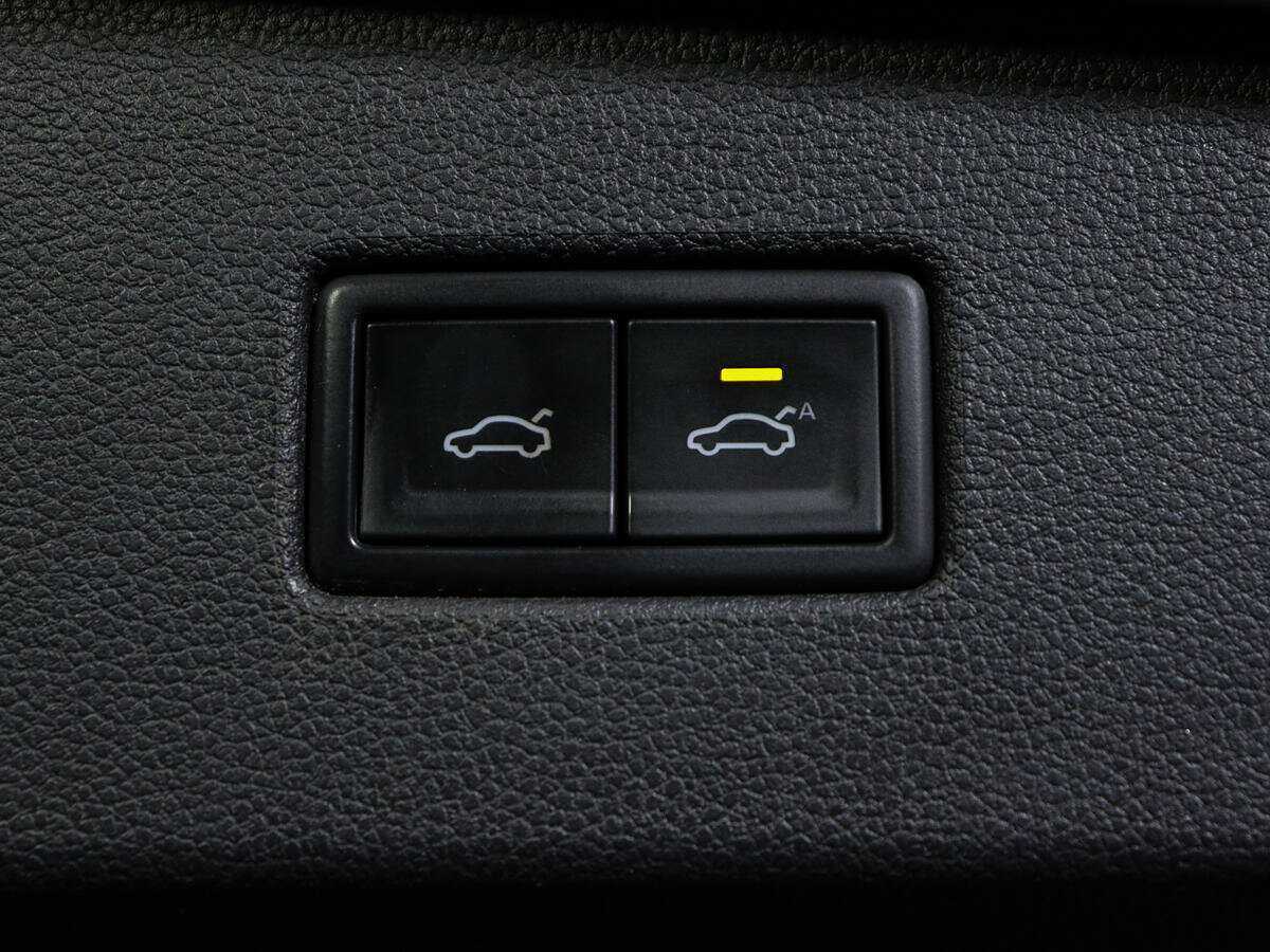 Купить Volkswagen Tiguan, 2020, 64 293 км, фото №16