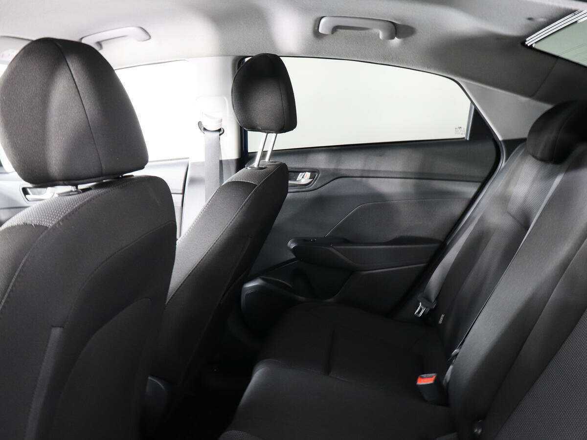 Купить Hyundai Solaris, 2019, 67 854 км, фото №12