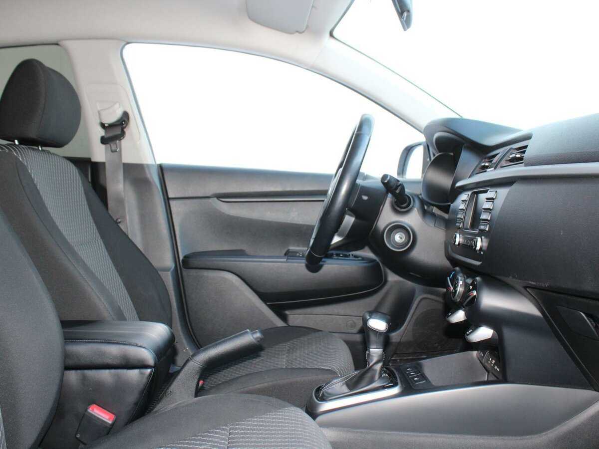 Купить Kia Rio, 2018, 70 000 км, фото №9