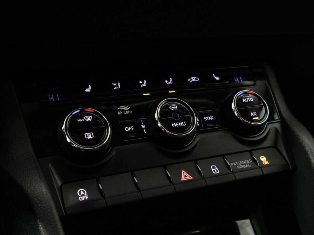 Купить Skoda Karoq, 2020, 99 388 км, фото №15