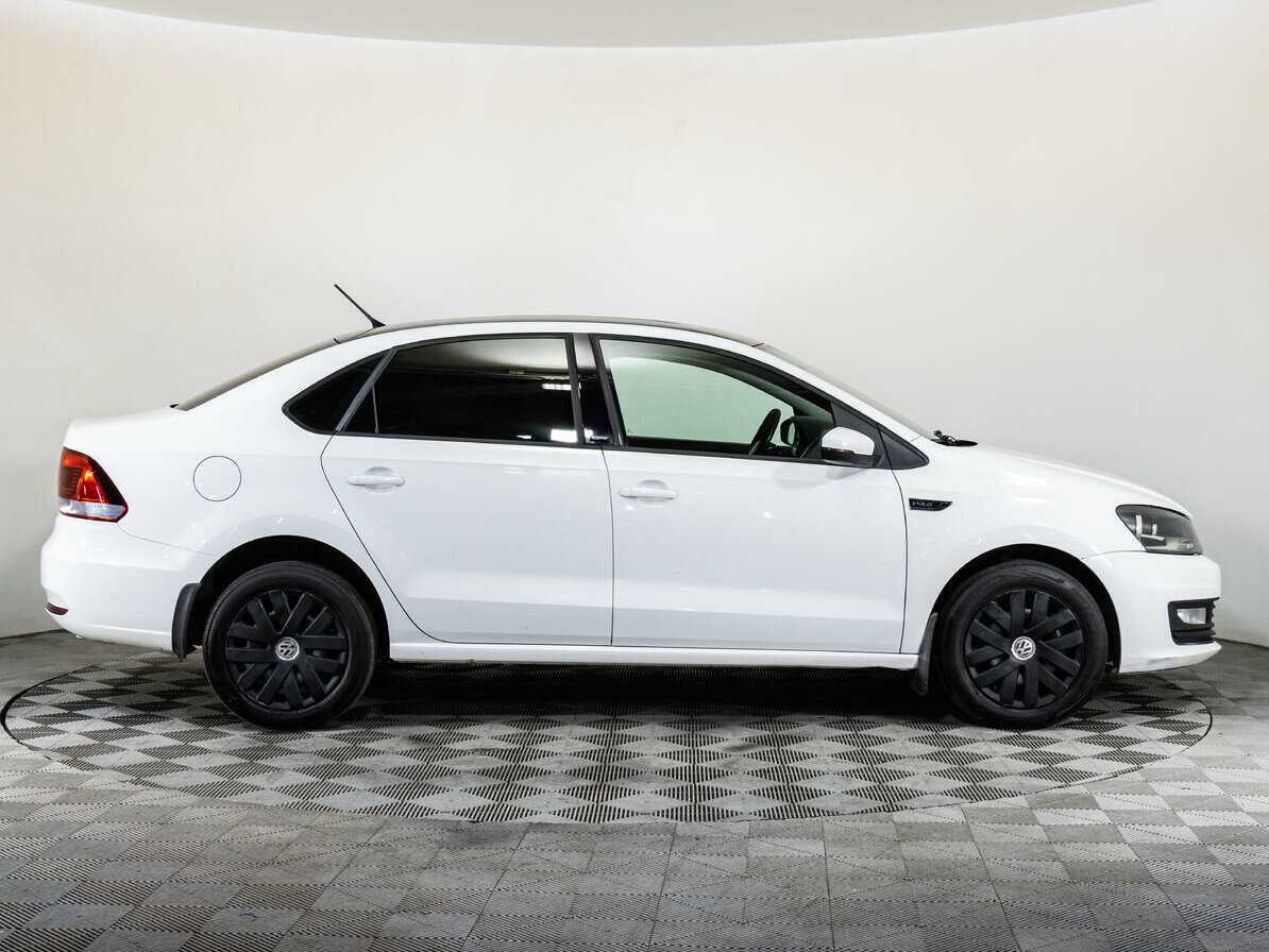 Купить Volkswagen Polo, 2016, 228 992 км, фото №4