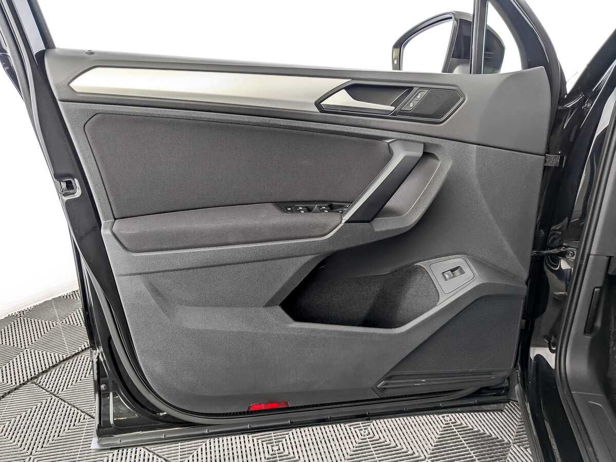 Купить Volkswagen Tiguan, 2020, 170 364 км, фото №19