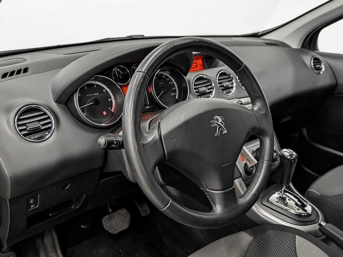 Купить Peugeot 308, 2012, 43 468 км, фото №16