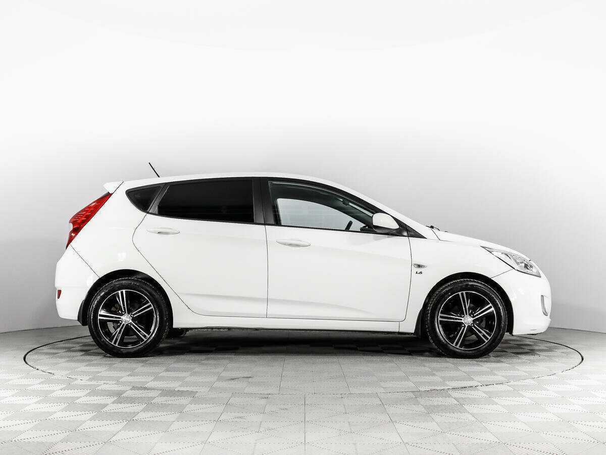 Купить Hyundai Solaris, 2014, 107 300 км, фото №4