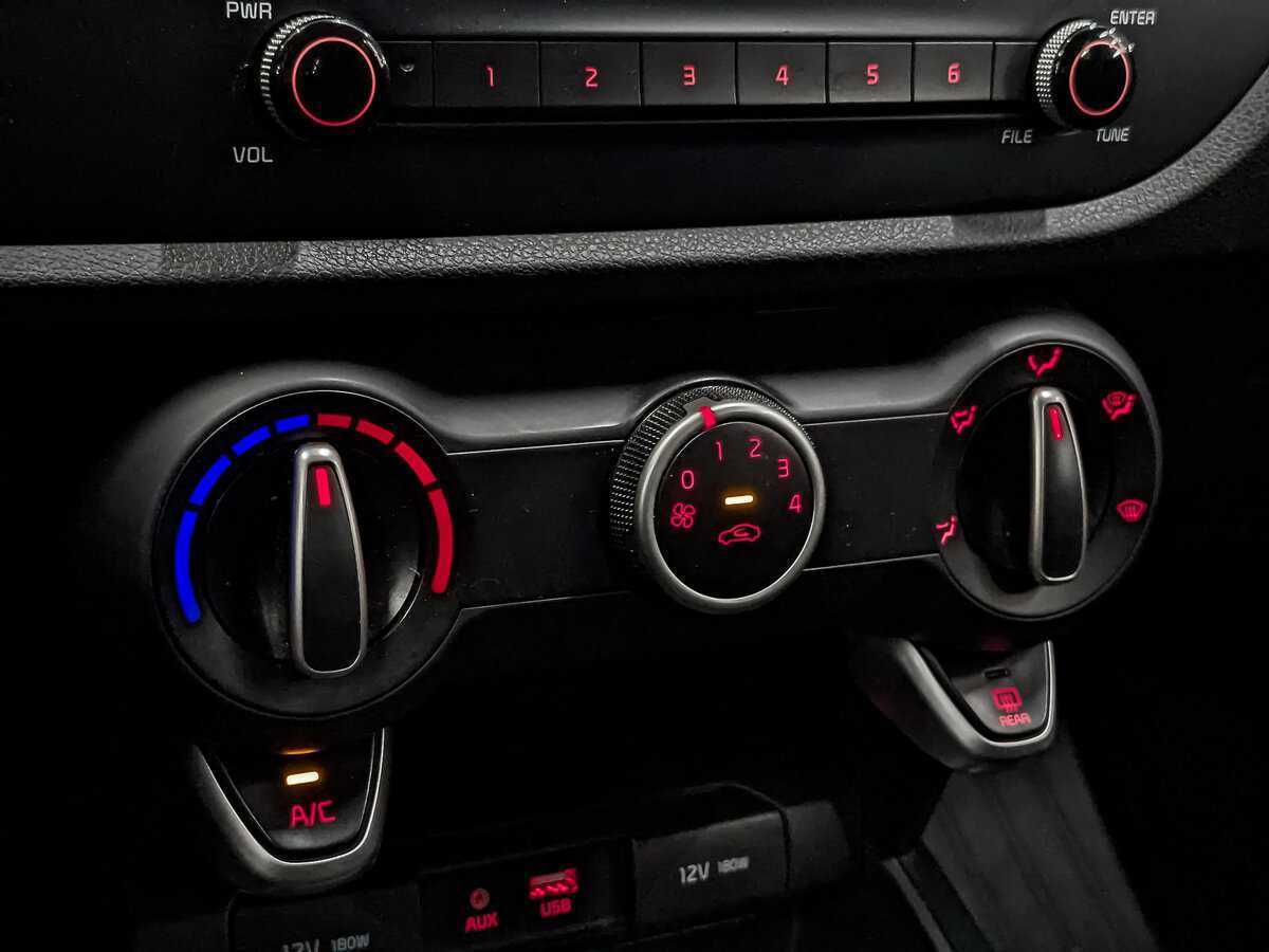 Купить Kia Rio, 2017, 76 699 км, фото №21