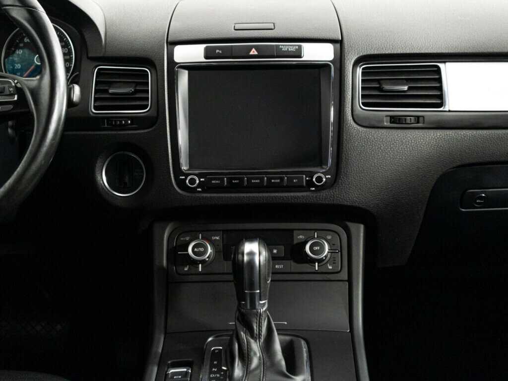 Купить Volkswagen Touareg, 2013, 230 000 км, фото №12