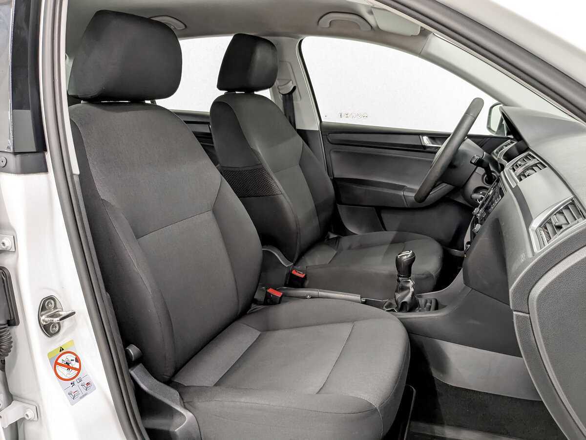 Купить Skoda Rapid, 2017, 240 992 км, фото №22