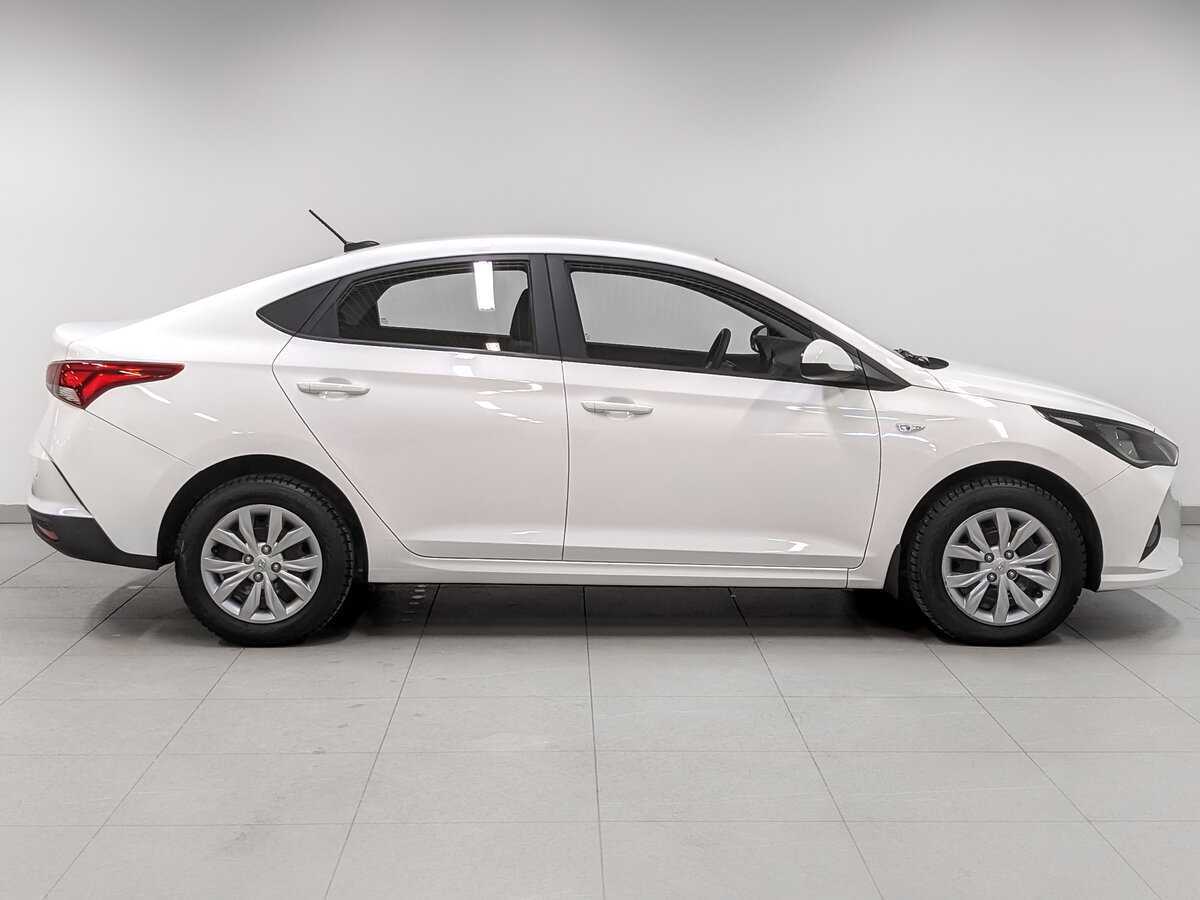 Купить Hyundai Solaris, 2021, 38 055 км, фото №4
