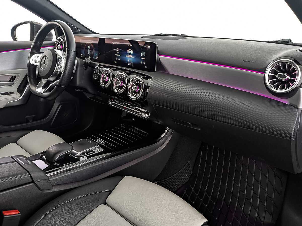 Купить Mercedes-Benz A-Класс 200, 2019, 76 134 км, фото №13