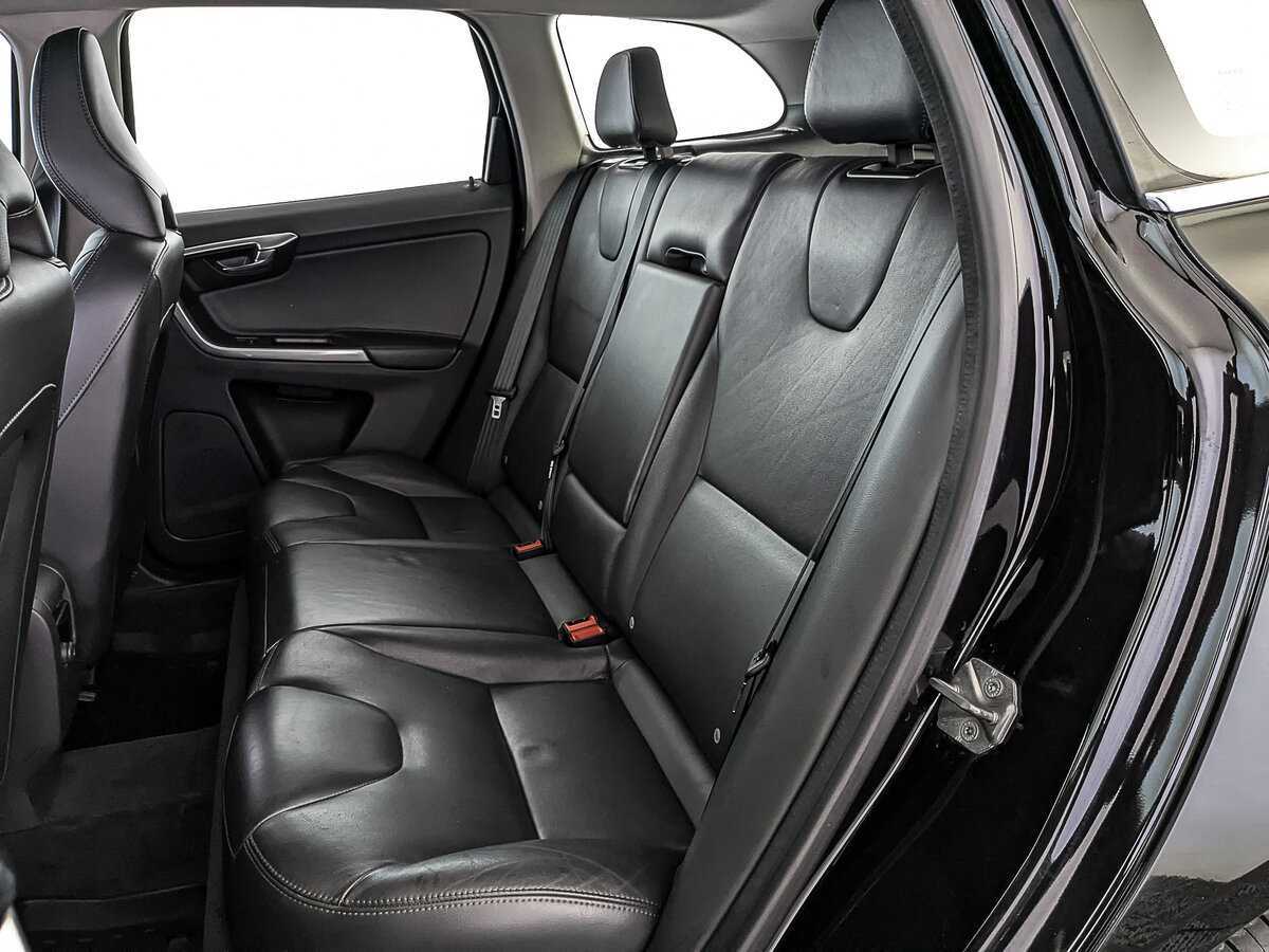 Купить Volvo XC60, 2017, 121 953 км, фото №12