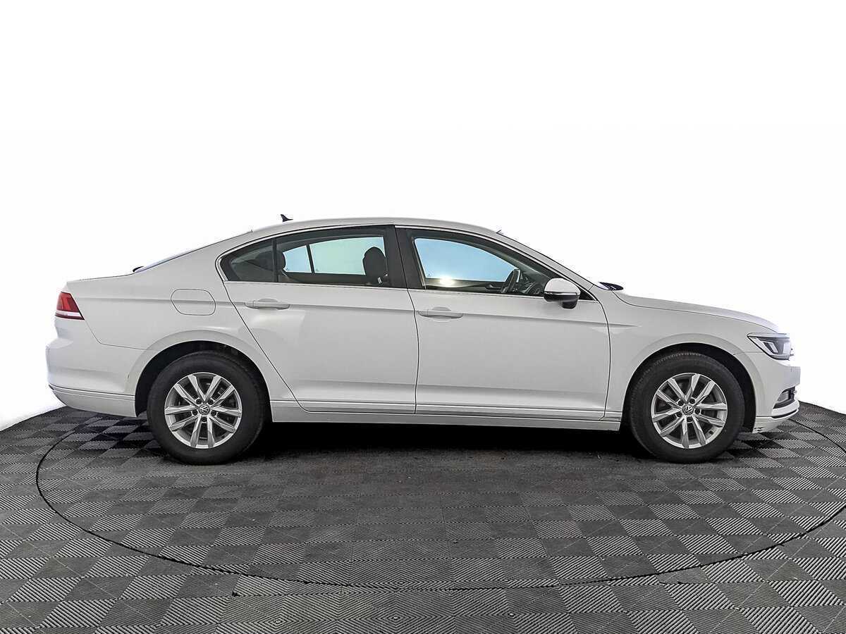 Купить Volkswagen Passat, 2019, 88 389 км, фото №4