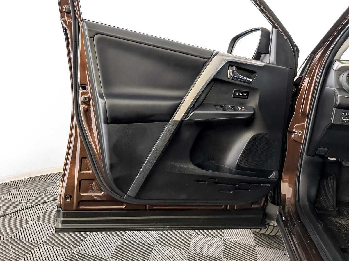 Купить Toyota RAV4, 2017, 65 720 км, фото №19