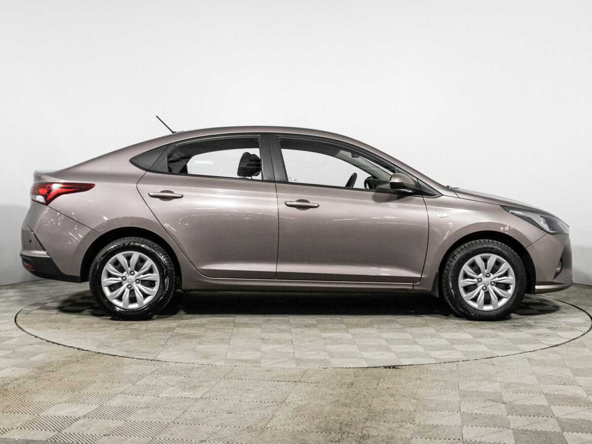 Купить Hyundai Solaris, 2021, 38 064 км, фото №4