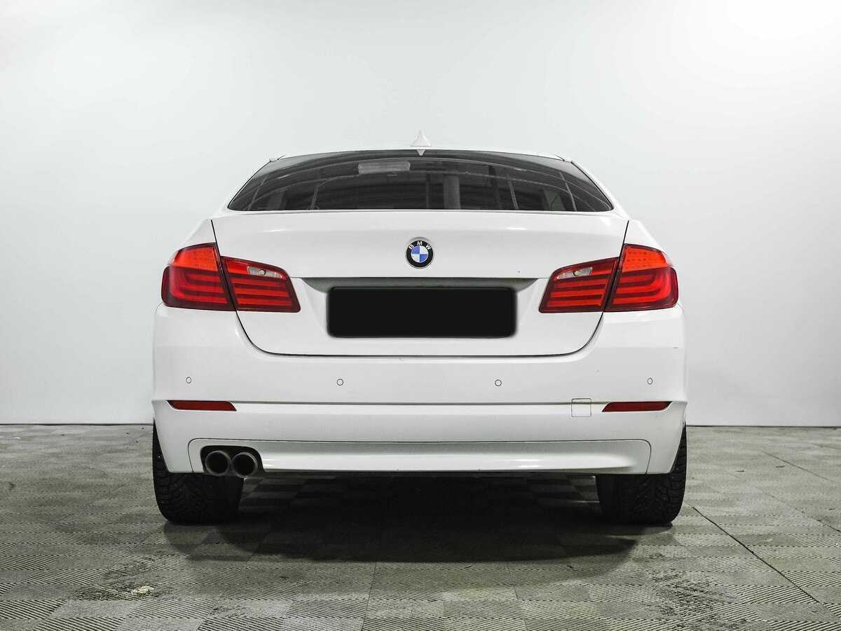 Купить BMW 5 серии 520i, 2013, 213 136 км, фото №5