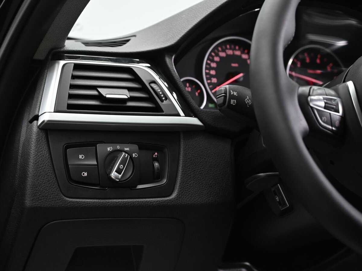 Купить BMW 3 серии 318i, 2017, 155 000 км, фото №7