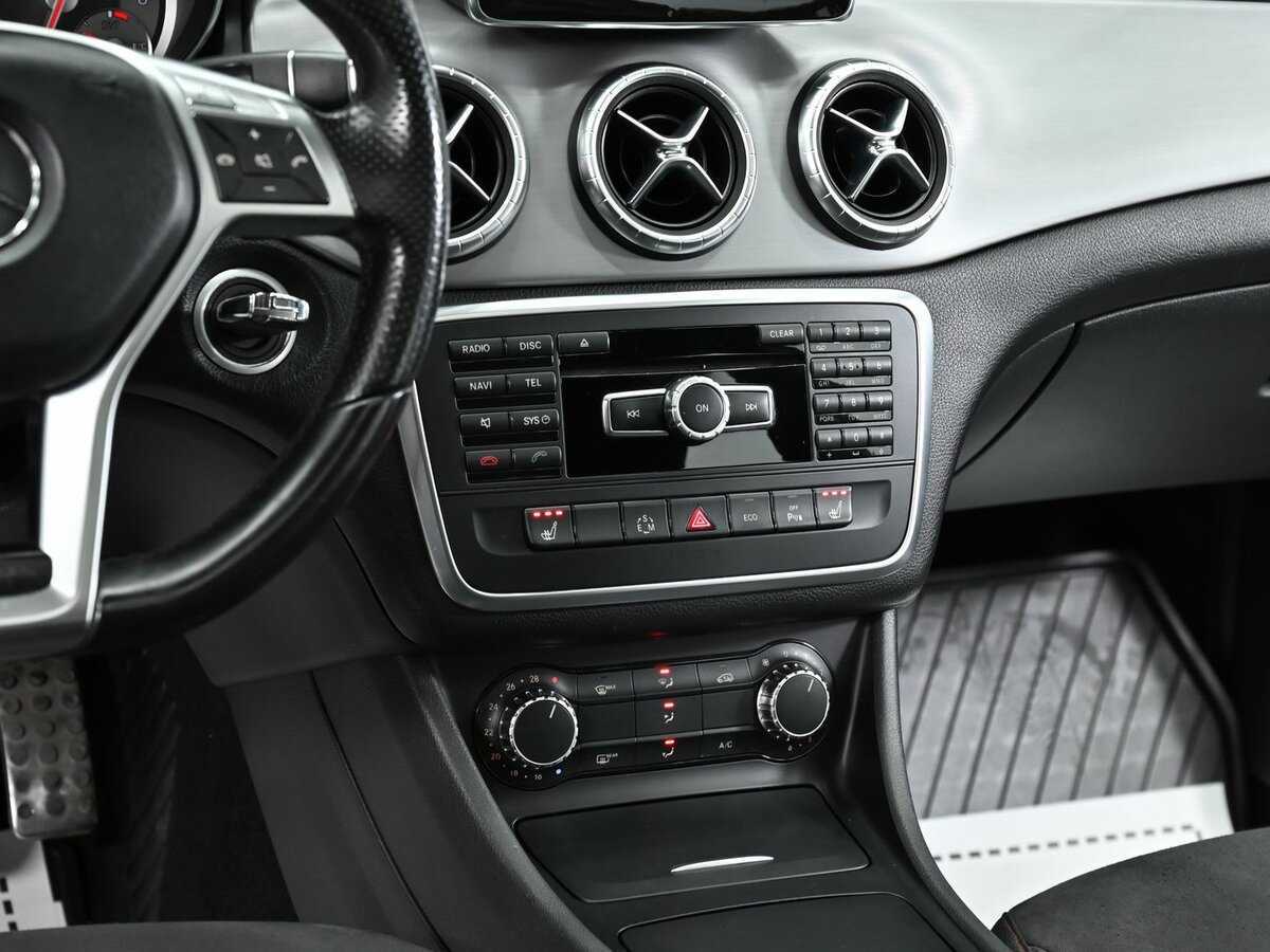 Купить Mercedes-Benz CLA 200, 2013, 171 000 км, фото №13