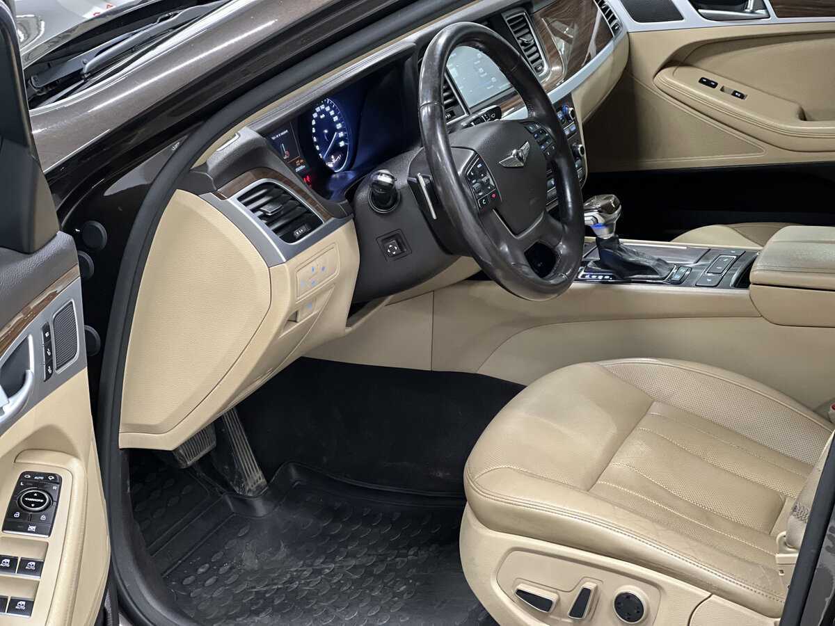 Купить Hyundai Genesis, 2014, 256 260 км, фото №15