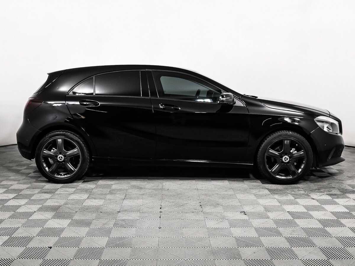 Купить Mercedes-Benz A-Класс 180, 2017, 130 000 км, фото №4