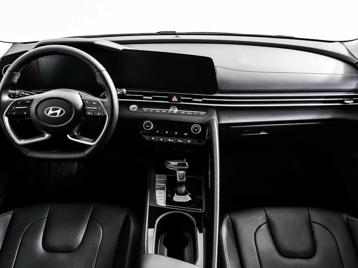 Купить Hyundai Elantra, 2024, 18 571 км, фото №11