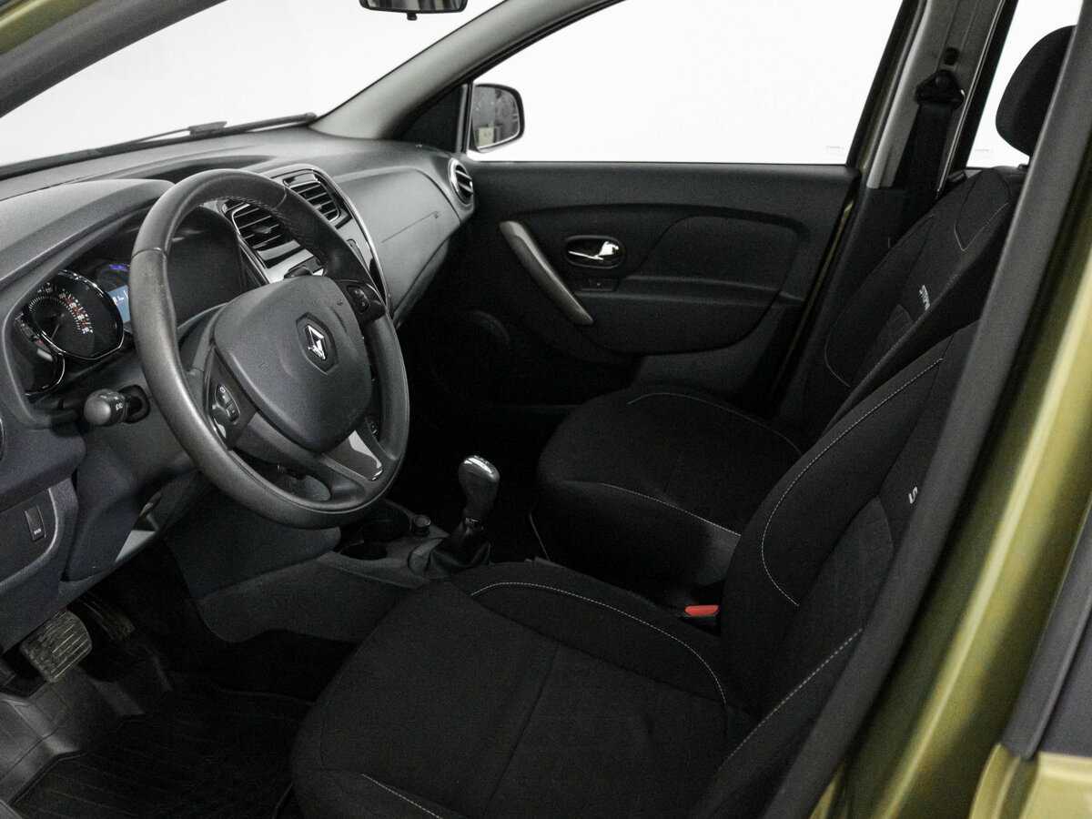 Купить Renault Sandero Stepway, 2015, 71 646 км, фото №9