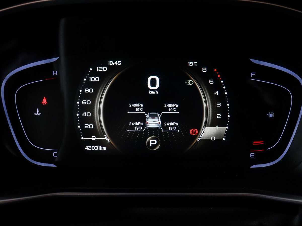 Купить Geely Coolray, 2023, 41 000 км, фото №11