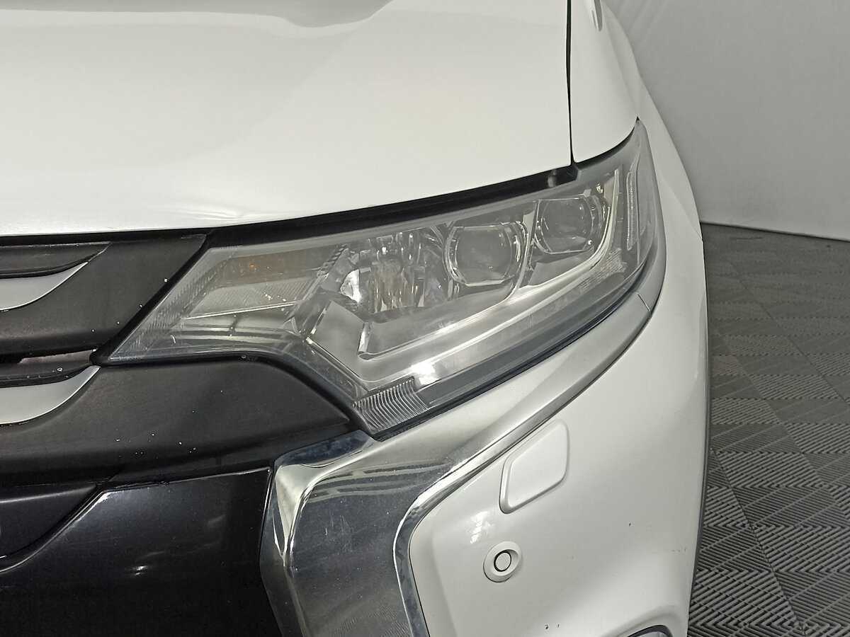Купить Mitsubishi Outlander, 2017, 188 467 км, фото №15