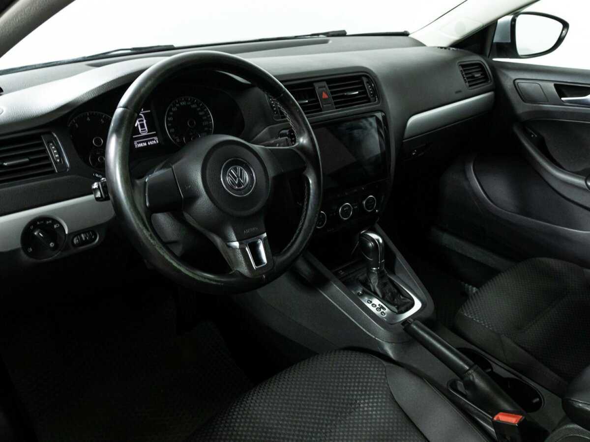 Купить Volkswagen Jetta, 2012, 230 832 км, фото №11