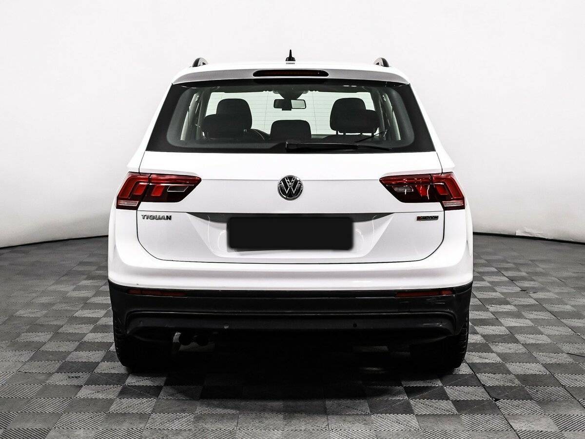 Купить Volkswagen Tiguan, 2019, 68 130 км, фото №6