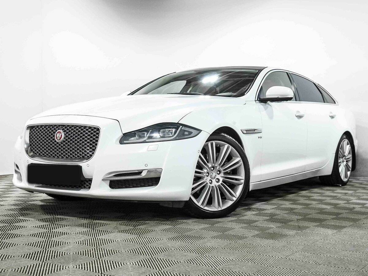 Jaguar XJ