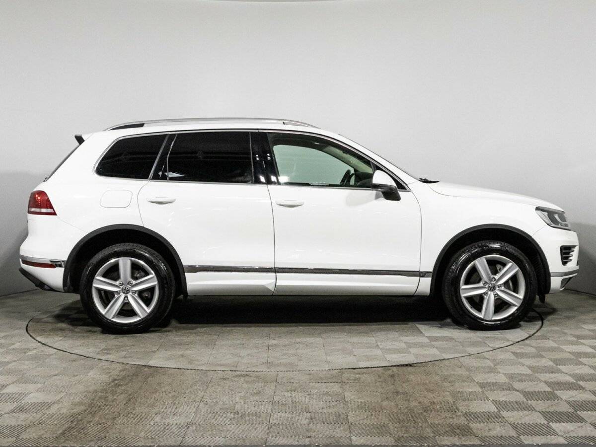 Купить Volkswagen Touareg, 2015, 187 303 км, фото №4
