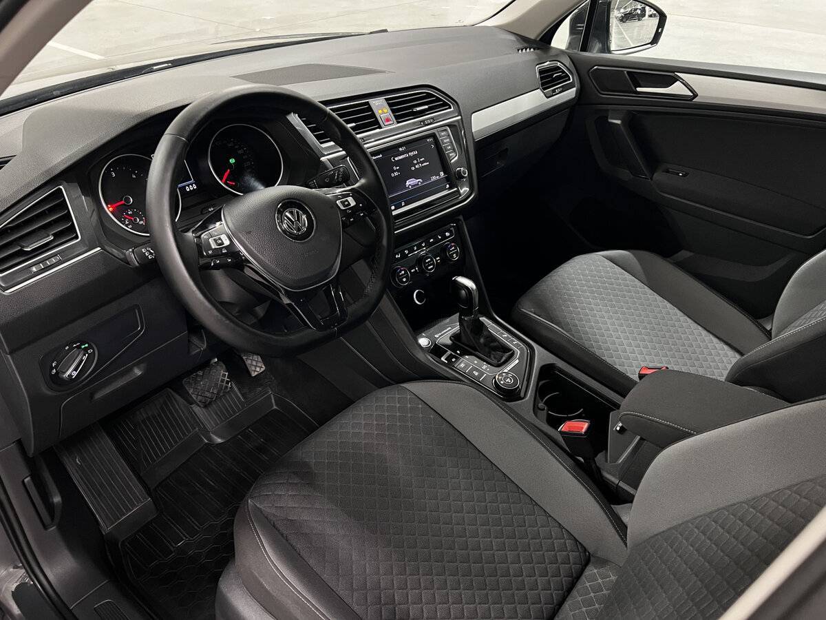 Купить Volkswagen Tiguan, 2017, 136 172 км, фото №16