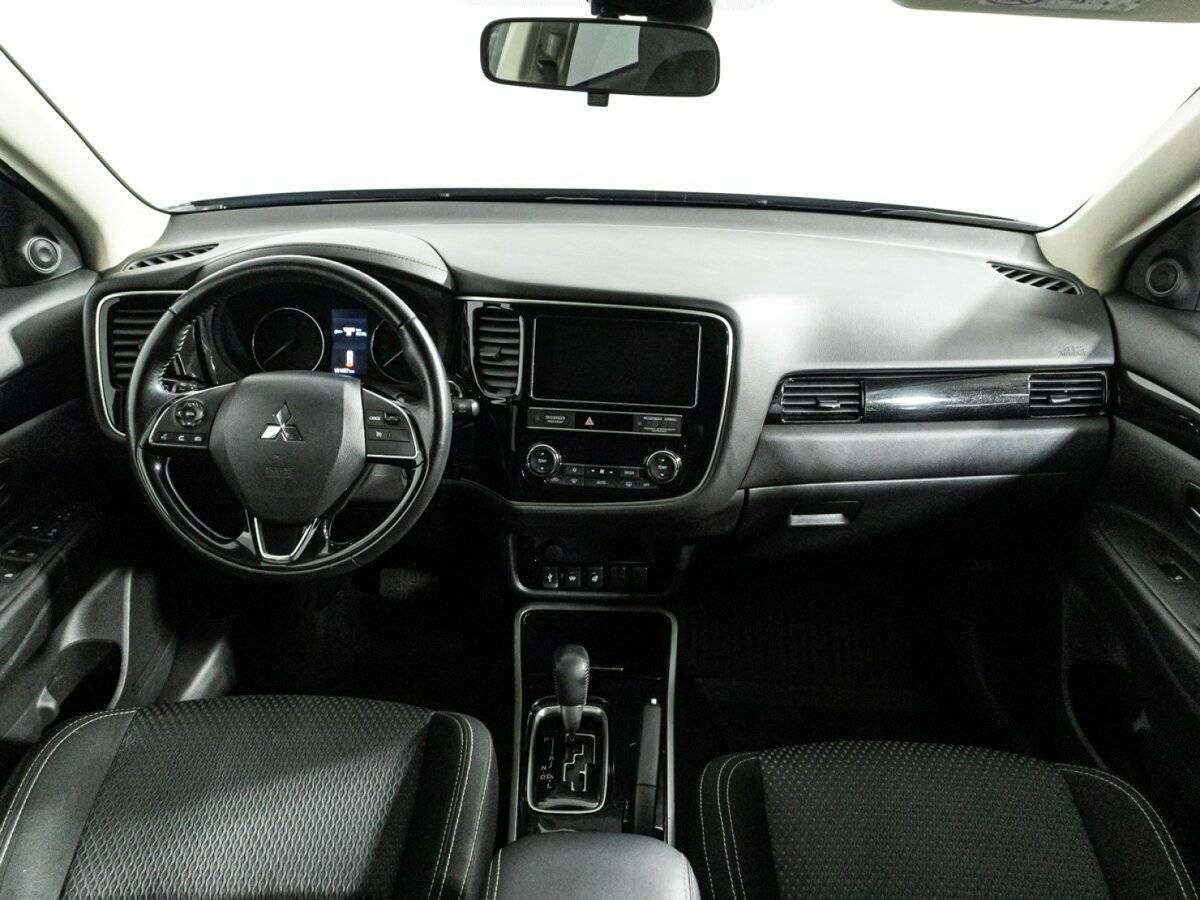 Купить Mitsubishi Outlander, 2018, 121 456 км, фото №13