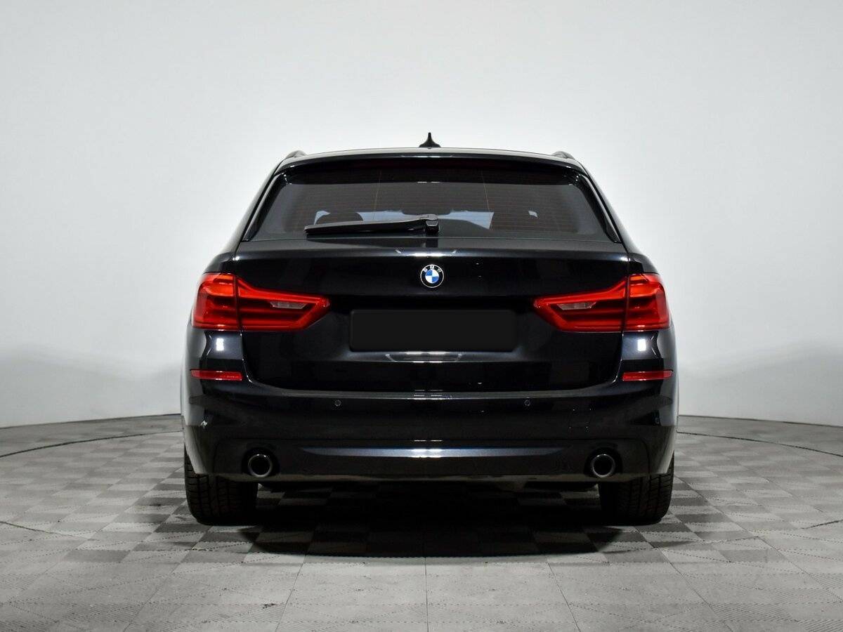 Купить BMW 5 серии 520d, 2017, 118 260 км, фото №6