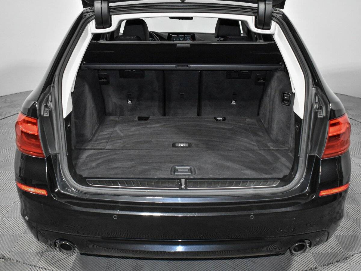 Купить BMW 5 серии 520d, 2017, 118 260 км, фото №24