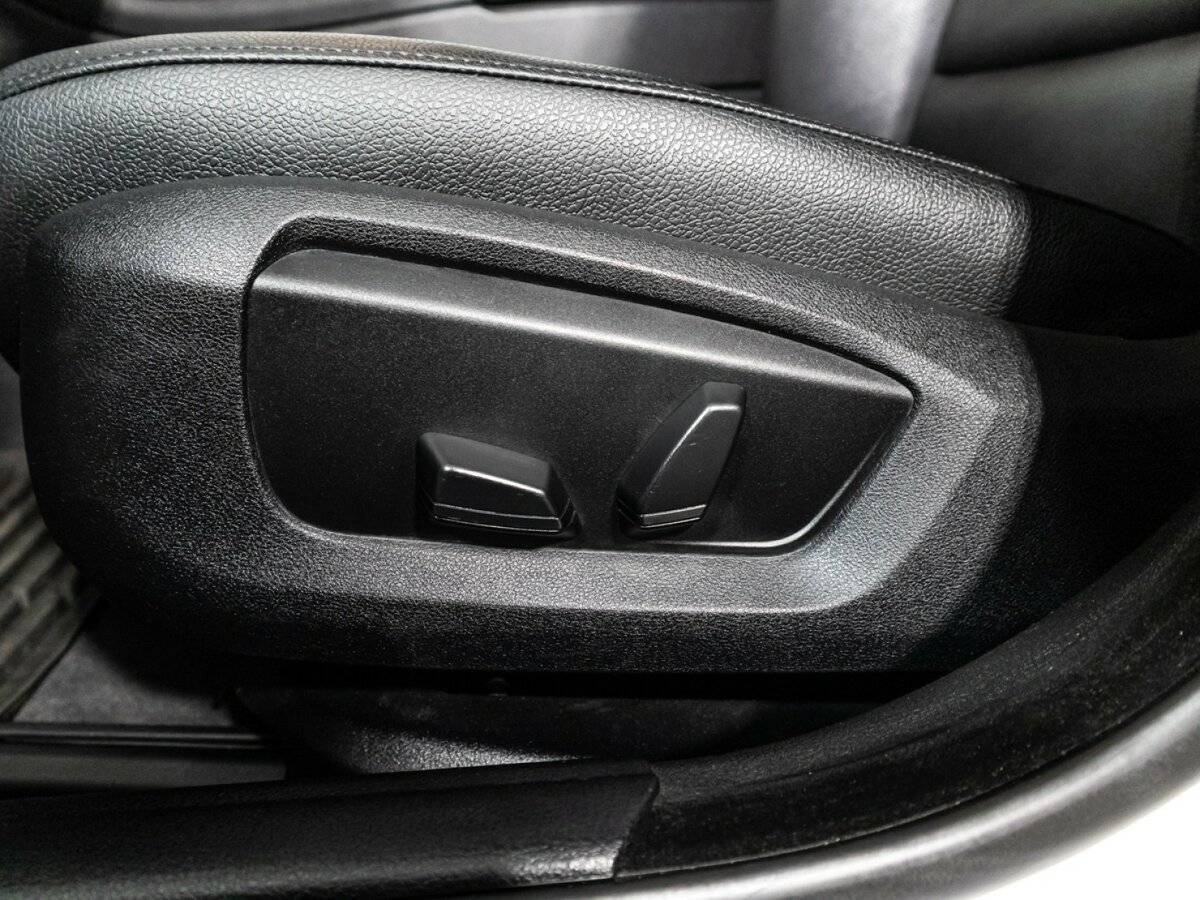 Купить BMW 5 серии 520i, 2014, 146 115 км, фото №16