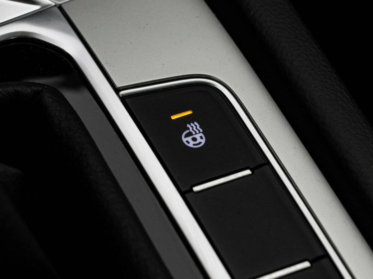 Купить Volkswagen Passat, 2018, 107 332 км, фото №17