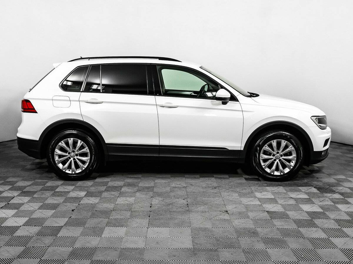 Купить Volkswagen Tiguan, 2018, 103 459 км, фото №4