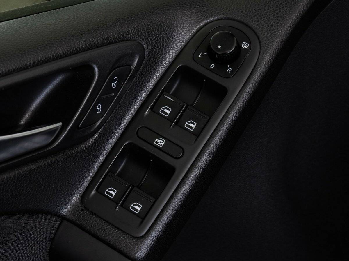 Купить Volkswagen Golf, 2012, 144 071 км, фото №14