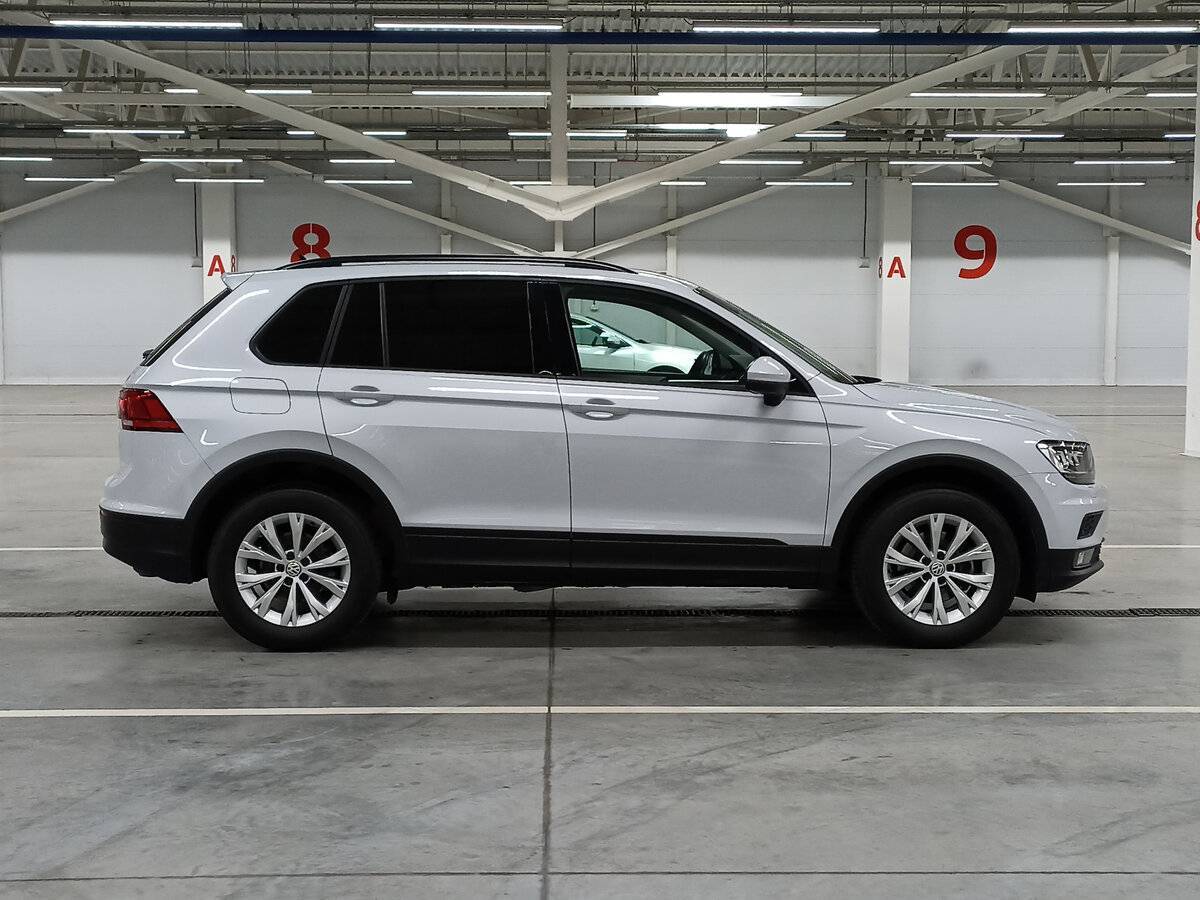 Купить Volkswagen Tiguan, 2019, 98 880 км, фото №4