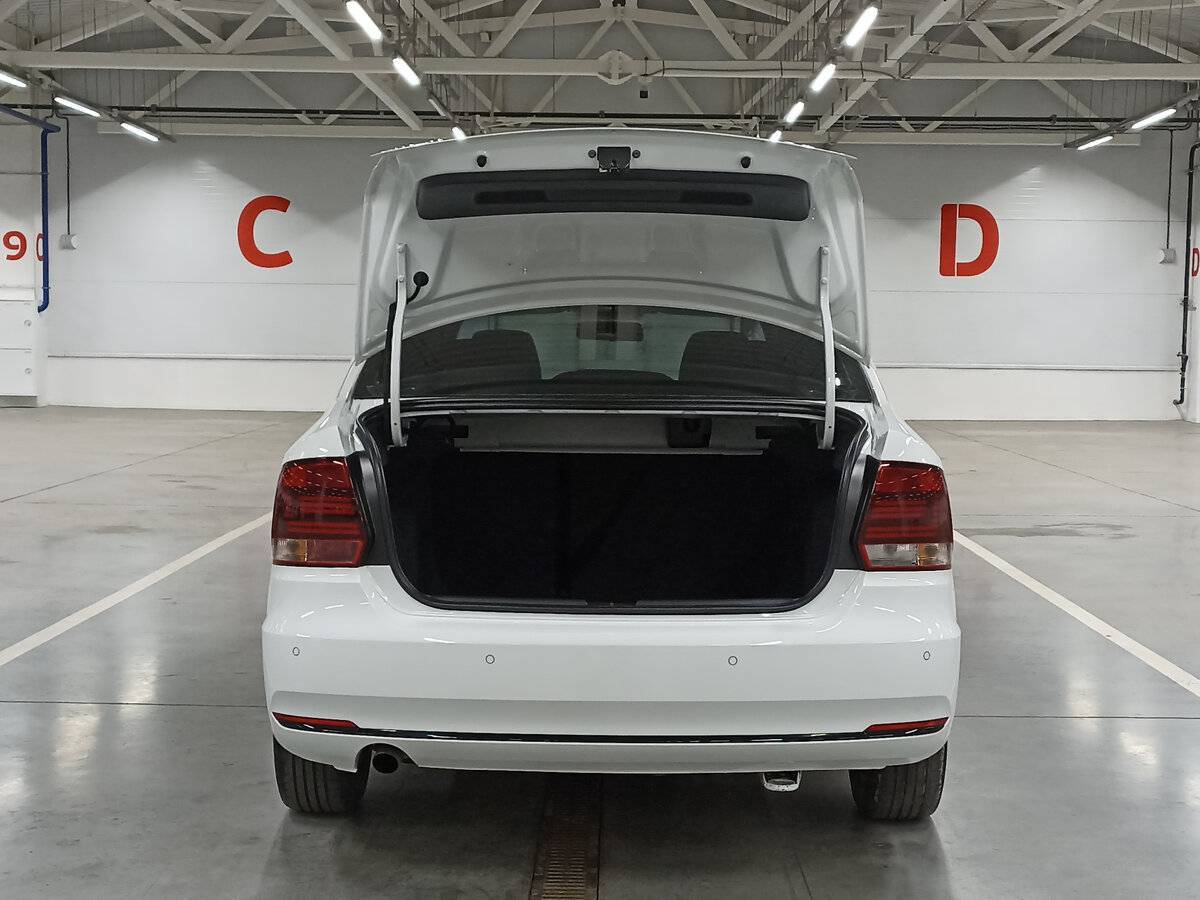 Купить Volkswagen Polo, 2018, 148 202 км, фото №10