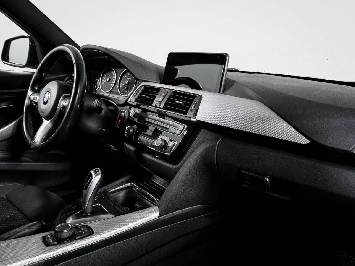 Купить BMW 3 серии 320i xDrive, 2017, 115 856 км, фото №9