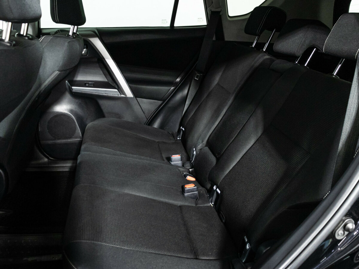 Купить Toyota RAV4 IV (XA40) Рестайлинг, 2017, 110 130 км, фото №10
