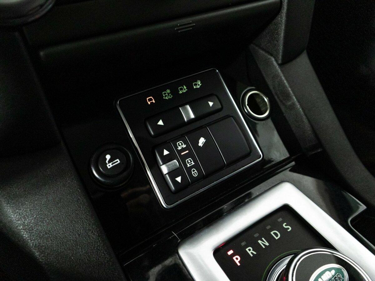 Купить Land Rover Discovery IV Рестайлинг, 2014, 199 317 км, фото №18