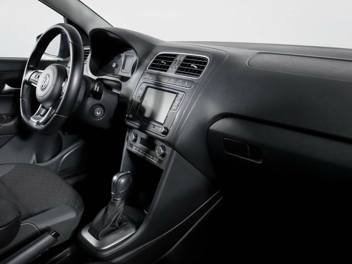 Купить Volkswagen Polo V Рестайлинг, 2018, 78 953 км, фото №7