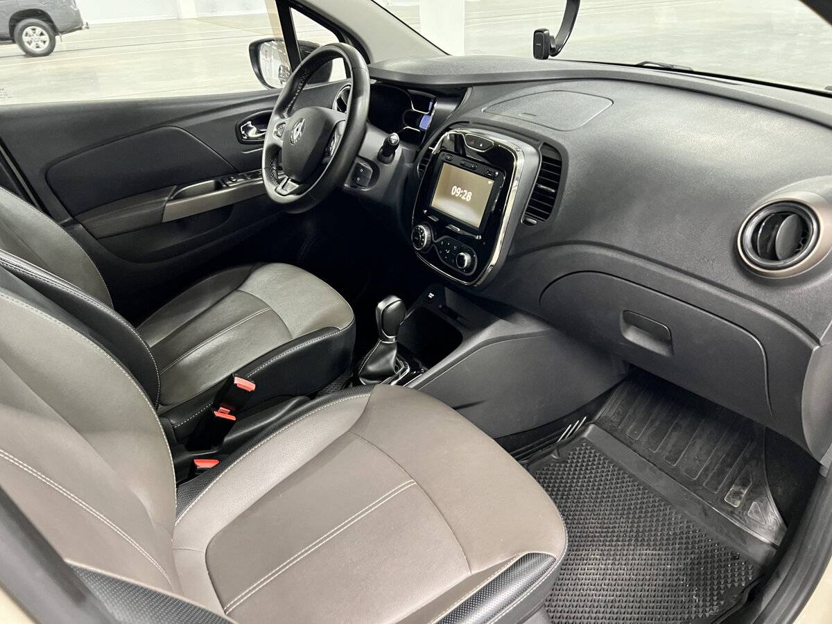 Купить Renault Kaptur I, 2019, 86 610 км, фото №11