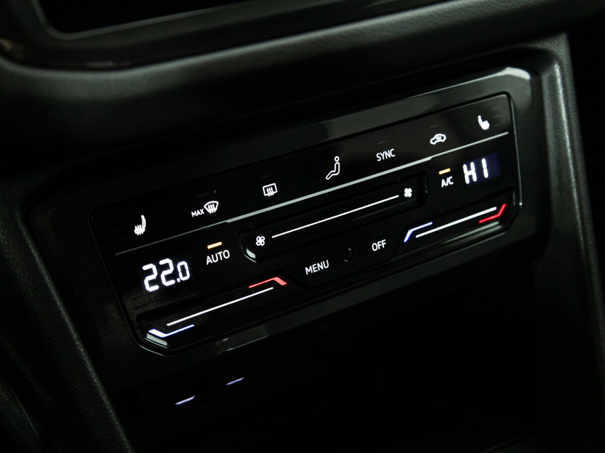 Купить Volkswagen Tiguan II Рестайлинг, 2021, 94 592 км, фото №17