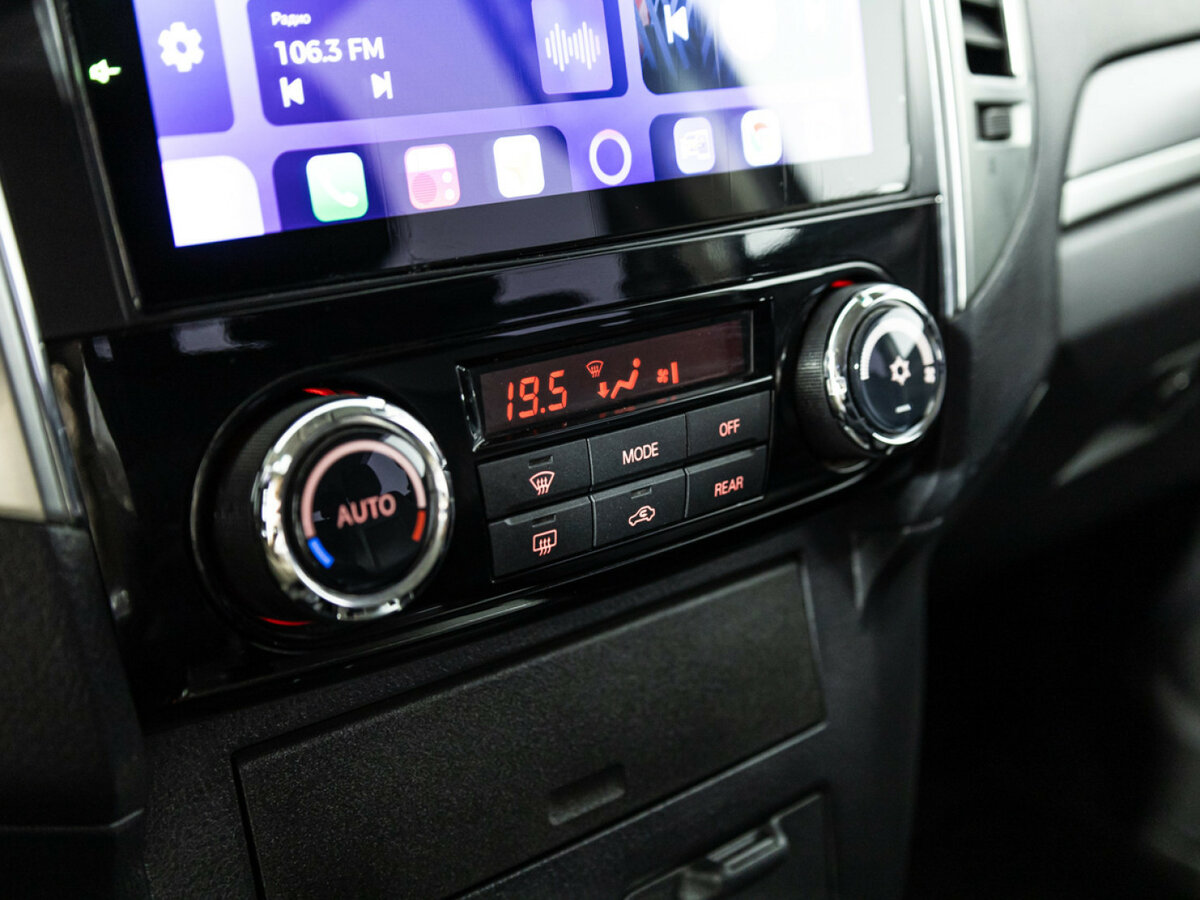 Купить Mitsubishi Pajero IV Рестайлинг 2, 2015, 130 585 км, фото №16